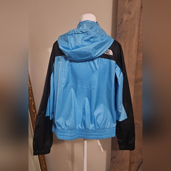 THE NORTH FACE HMLYN Wind Shell Jacket in Blue/black. Size small NWOT - Picture 11 of 16